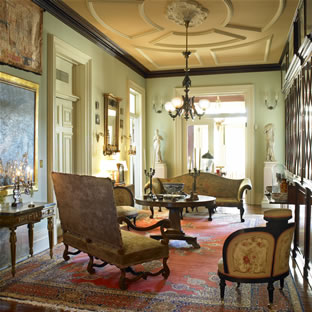 Second Floor Hall (photo from www.calhounmansion.net)